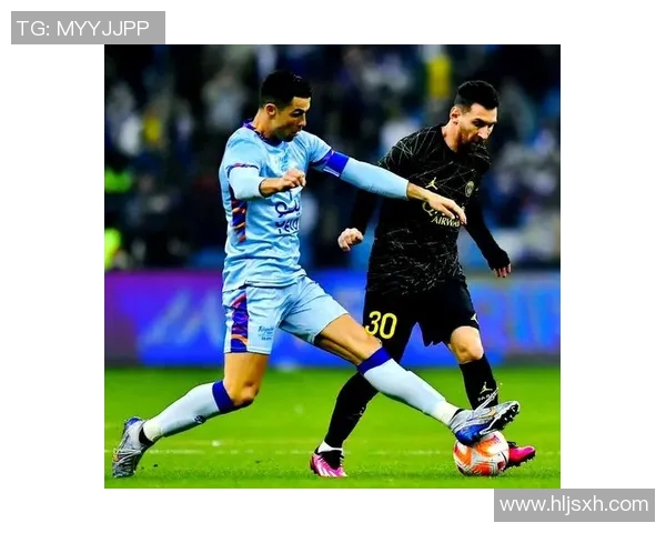 足球明星球员同台竞技展现风采引发全球球迷热议与期待