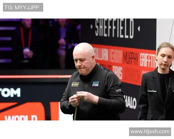 黑球足球明星名字背后的故事与传奇成就揭秘 黑球足球明星名字背后的故事与传奇成就揭秘